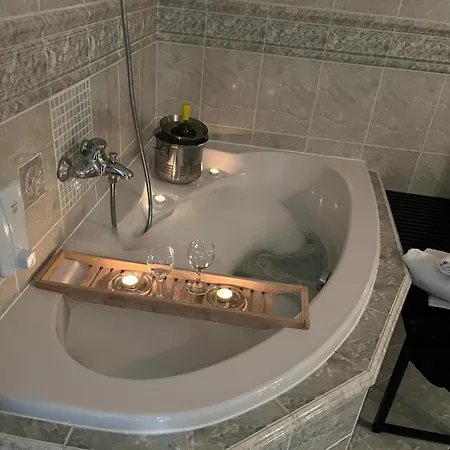 Renesance Apartment