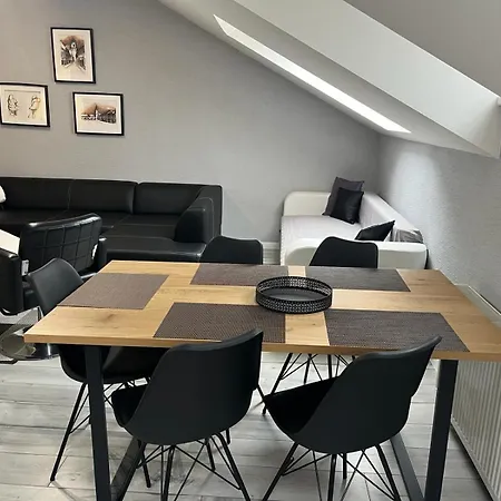 Renesance Apartment *